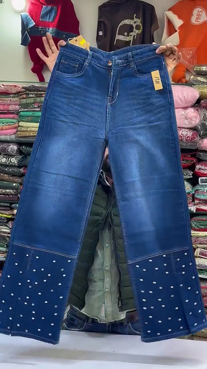 Women Wide Leg High-Rise Embroidered Jeans - Image 4
