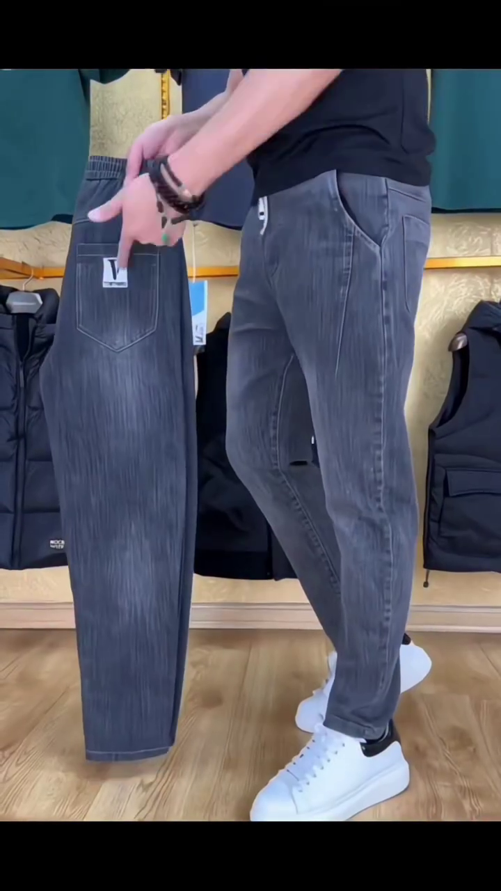 Men Mid-Rise Light Fade Jogger Cotton Jeans - Image 2