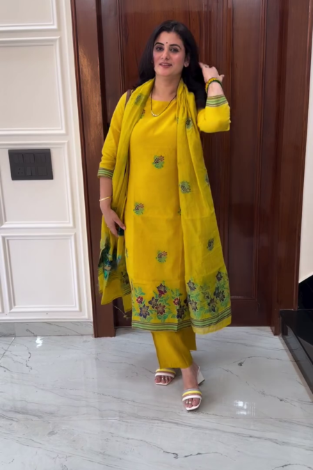 Women's Yellow Floral Printed Kurta Set with Dupatta